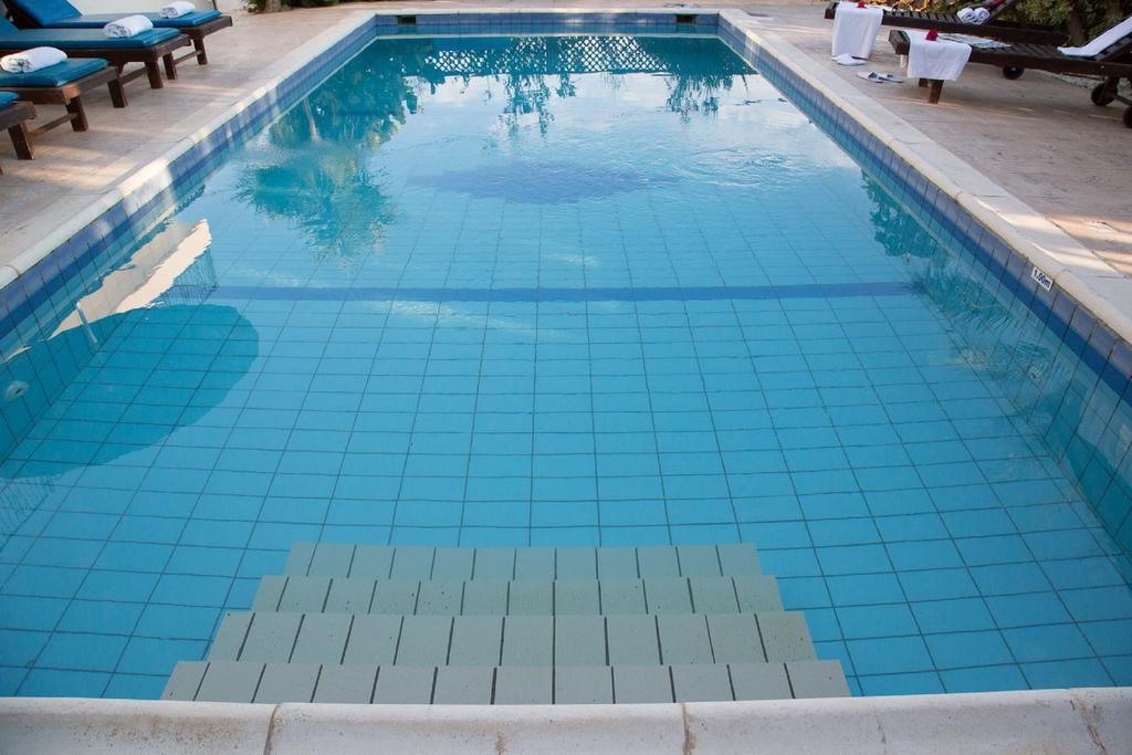 Coral Bay Sunkiss Villa Екстериор снимка